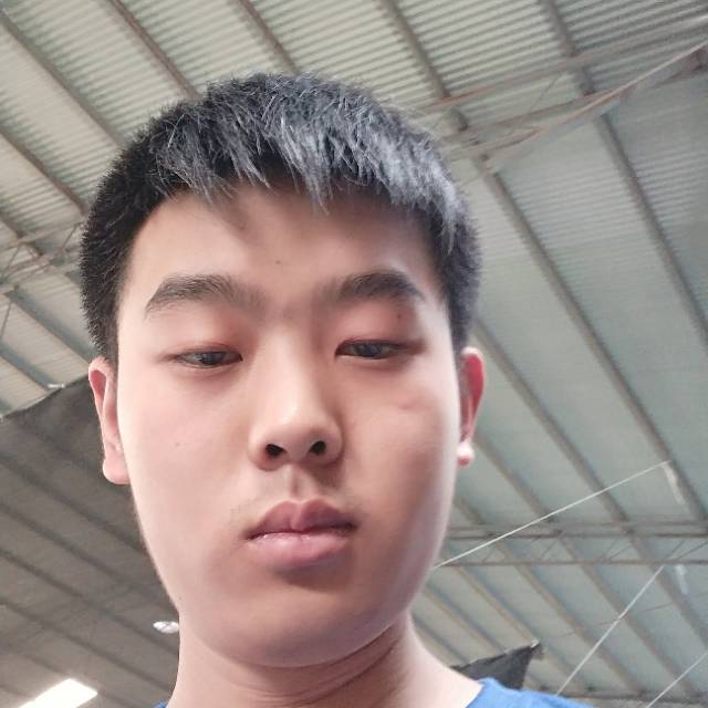 霄飞的照片