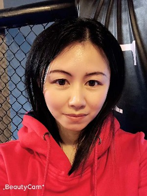 清澈如水的照片