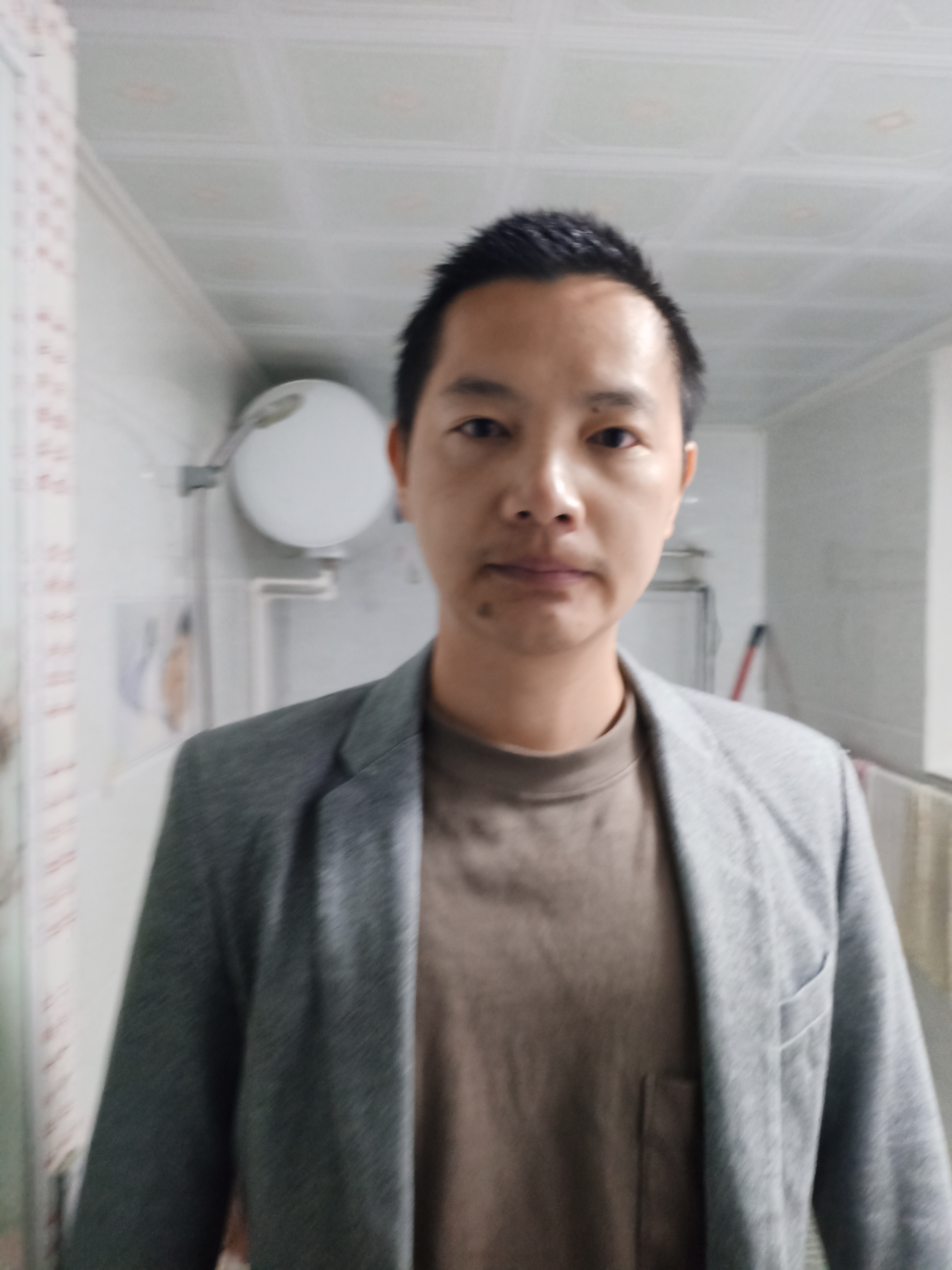 小小仆人的照片