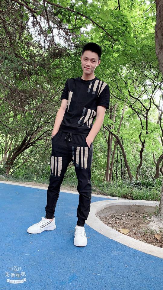 只为你轰轰烈烈的照片