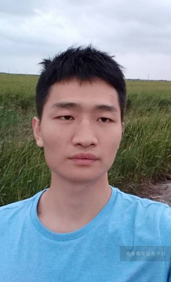 飞行的阿超的照片