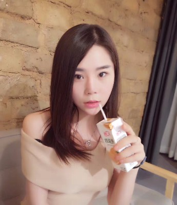 请叫我必然的照片