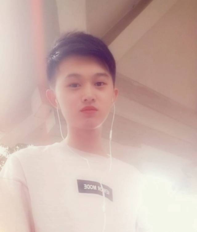 会员692216502的照片