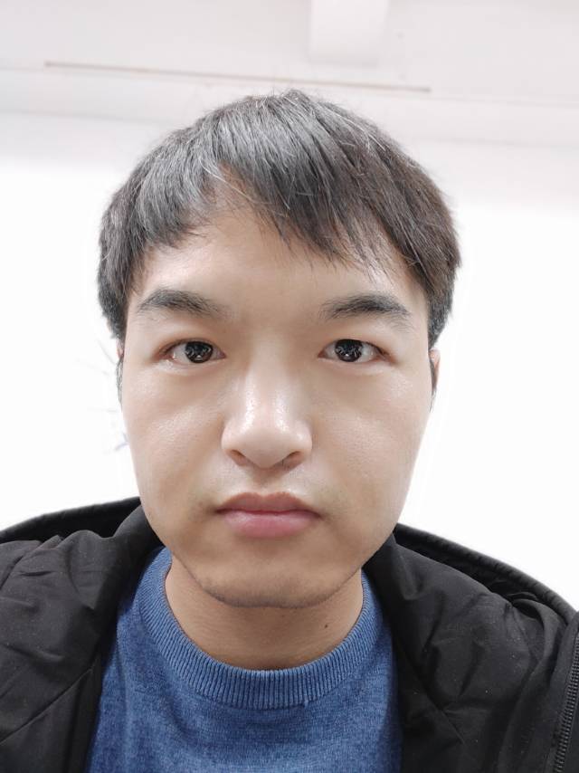 巅峰飞跃的照片