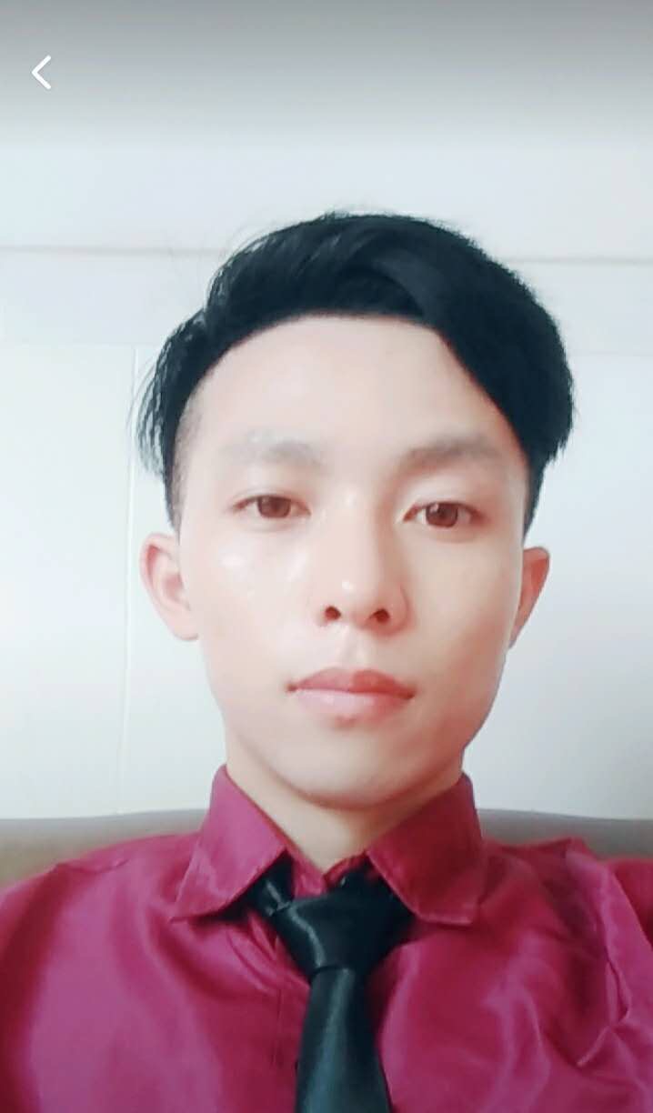 胡䨻的照片