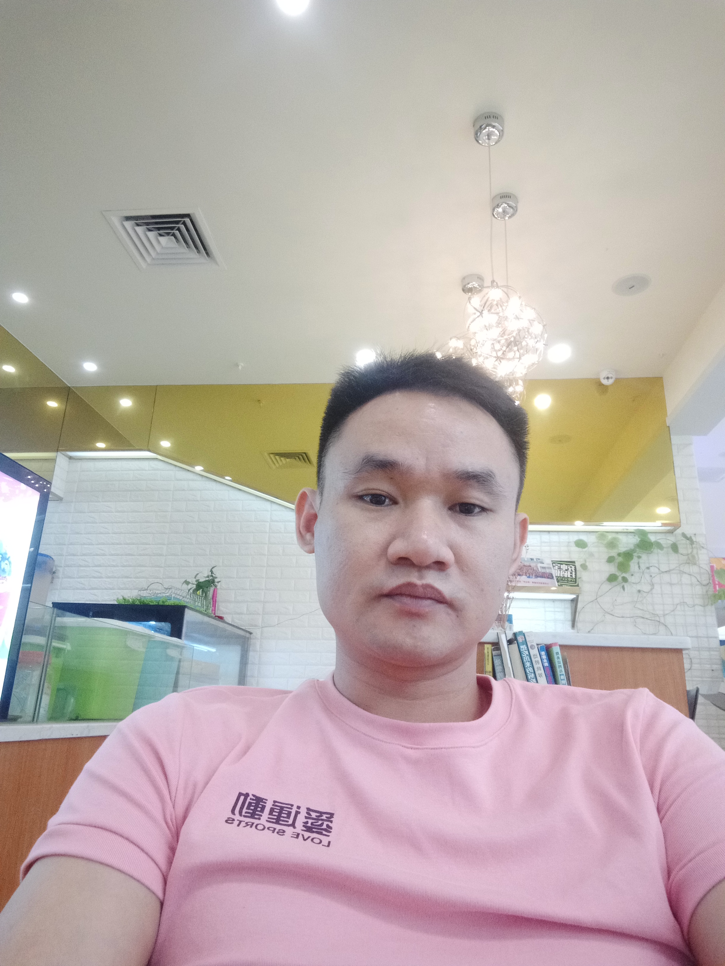 黄世昌的照片