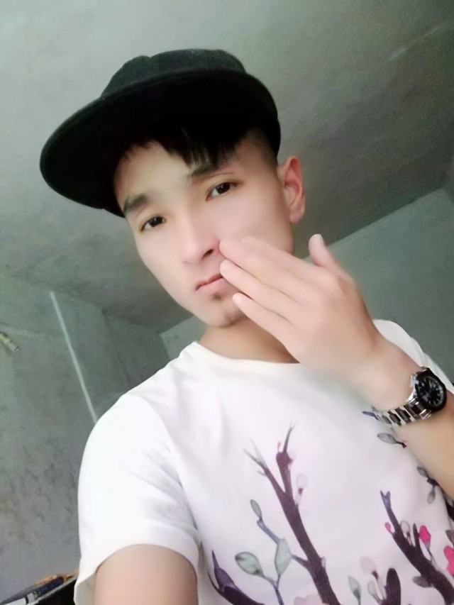 抑郁的小符的照片