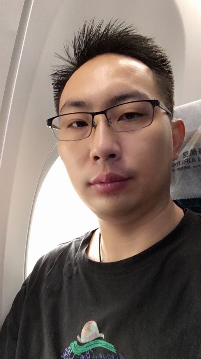 Hhhdh的照片