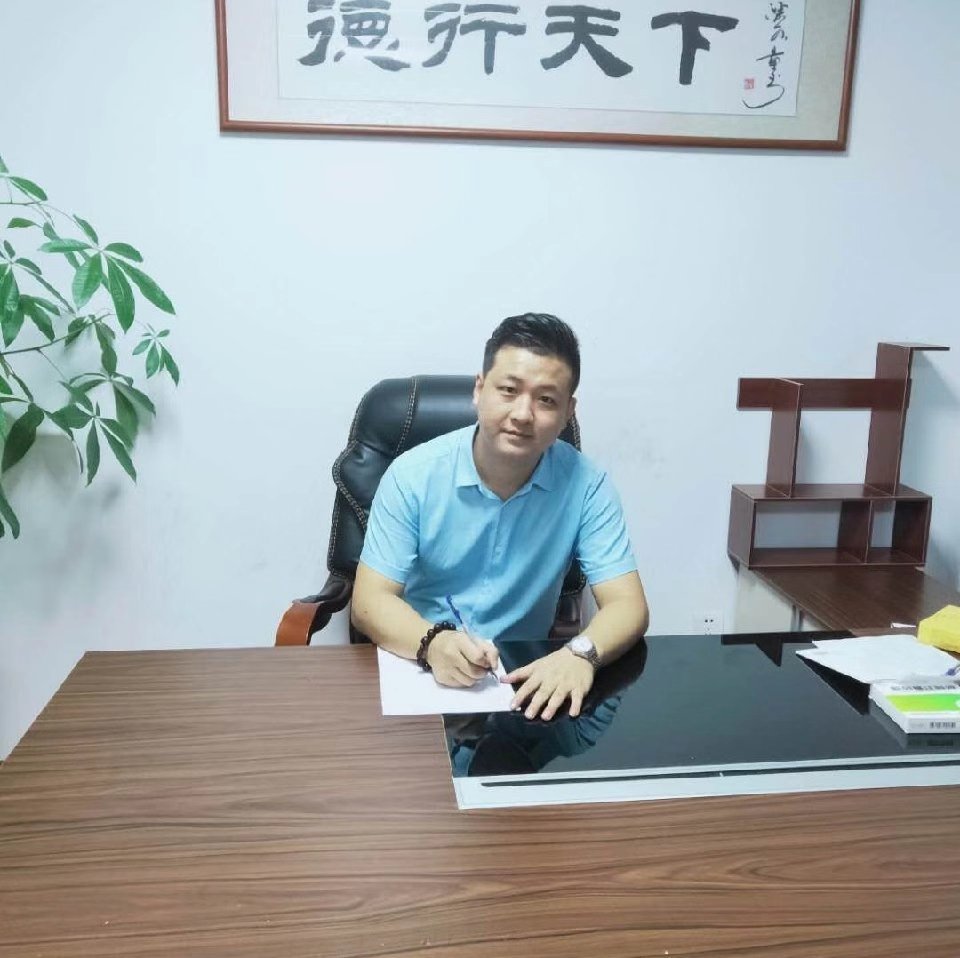 关百万的照片
