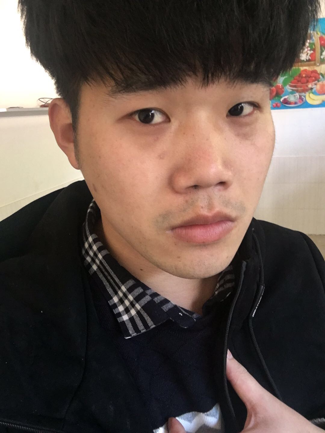 老实巴交i的照片