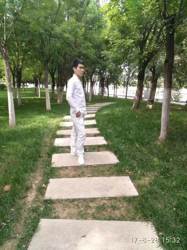 心上秋的照片