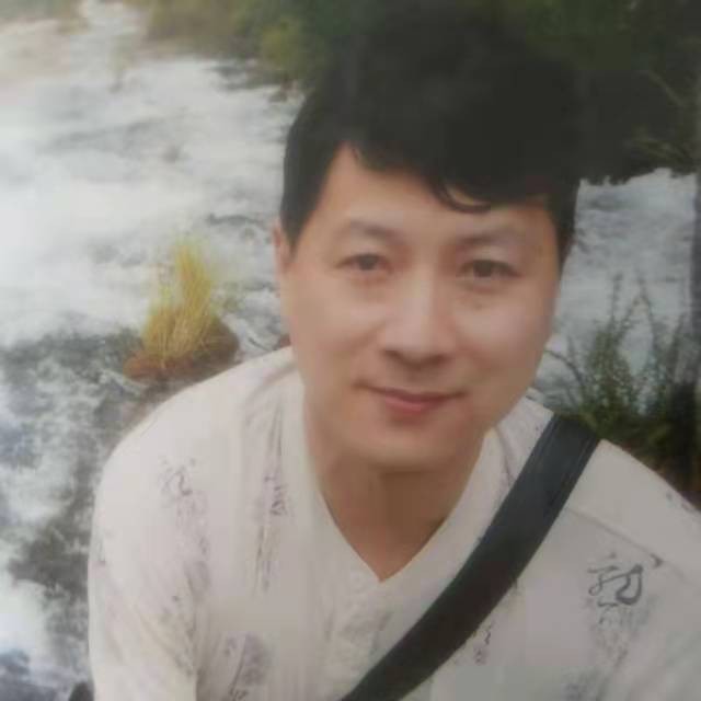 淹死的鱼333的照片