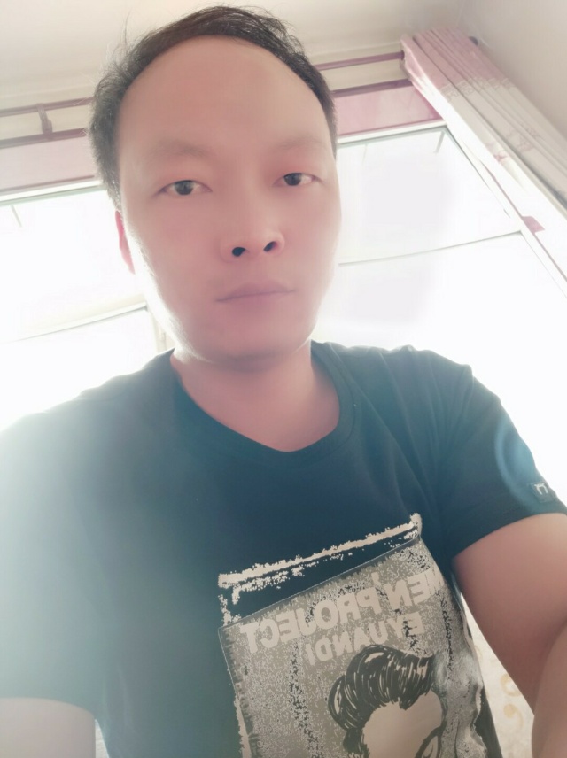 若溪与冷酷的照片
