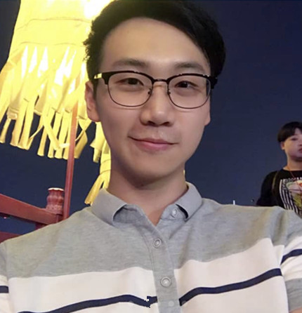 卷灯酒的照片