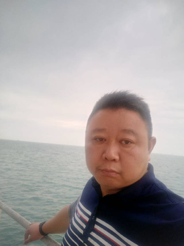 牵手看世界、的照片