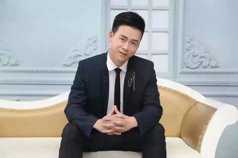 你好呀我是靓仔的照片