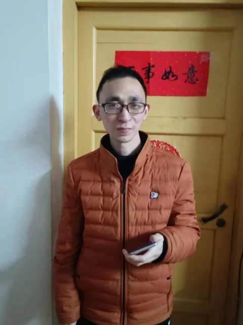 盖资的照片