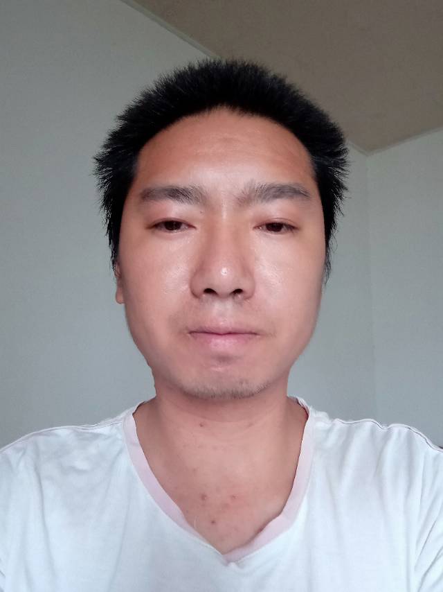 齐小哥哥的照片