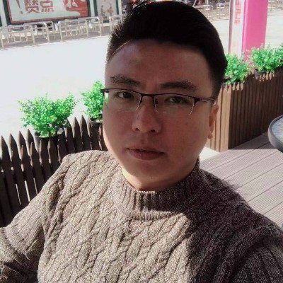 四季繁华的照片