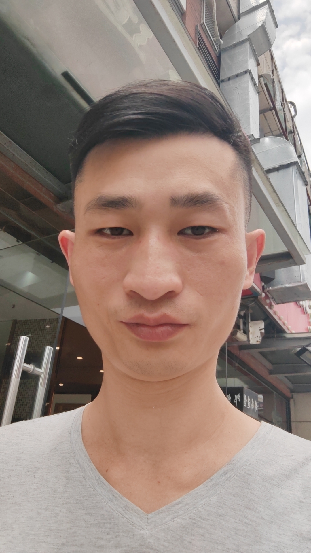 清风拂袖的照片