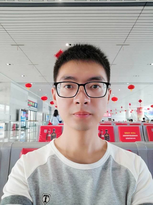 会员046818111的照片