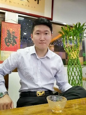 找呀找呀找朋友。的照片