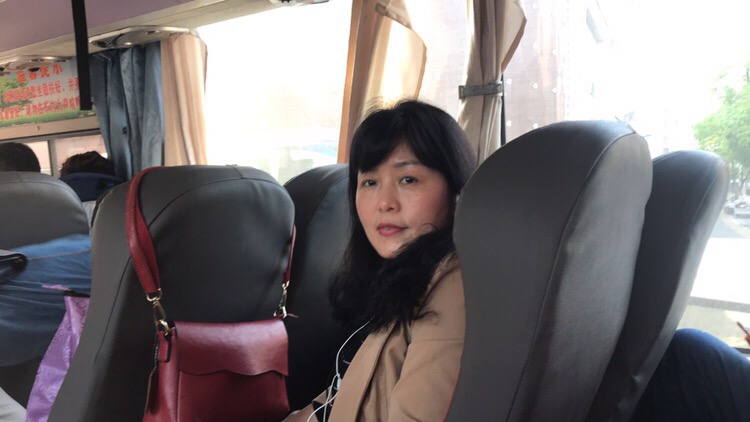 绣娘英英的照片