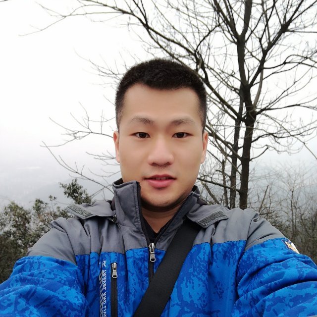 小思哥哥的照片