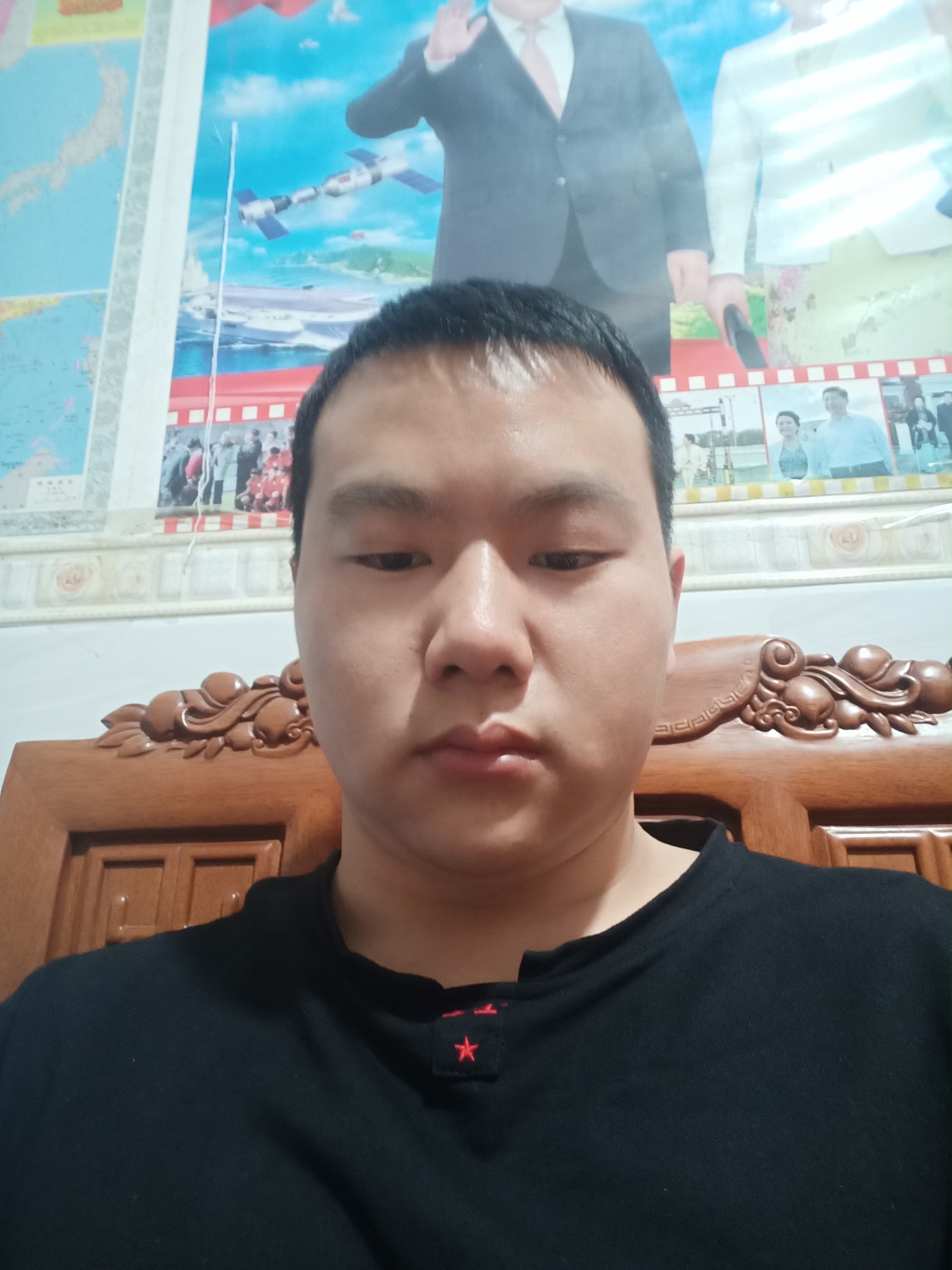 大红牛的照片