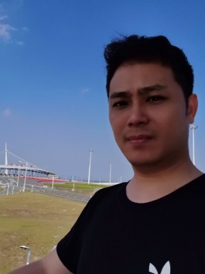 寻找前世伴侣的照片