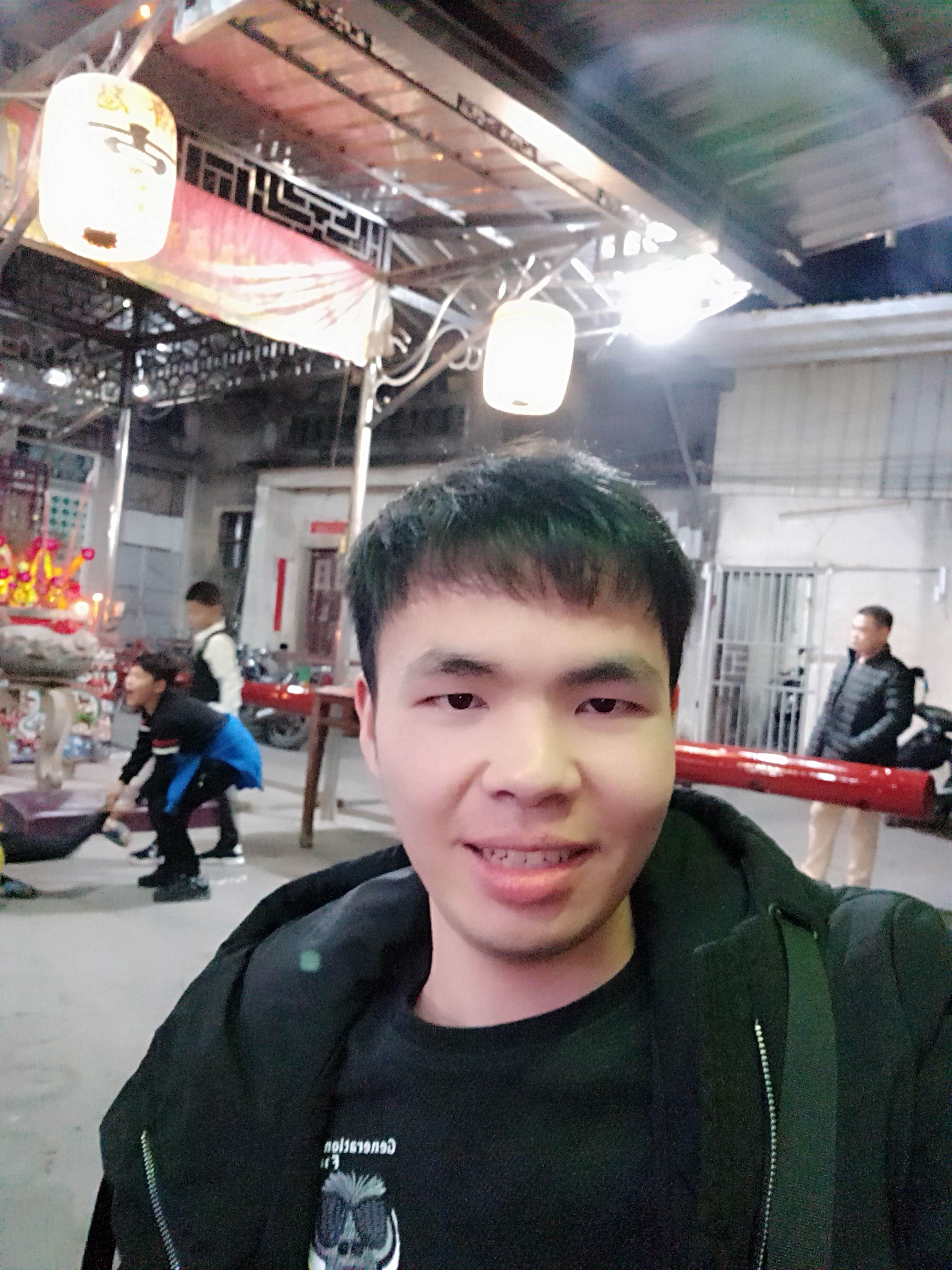 哈哈喽喽的照片