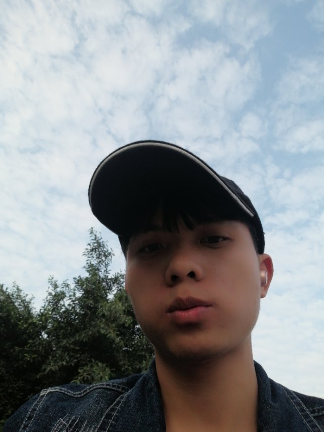 冷飞的照片