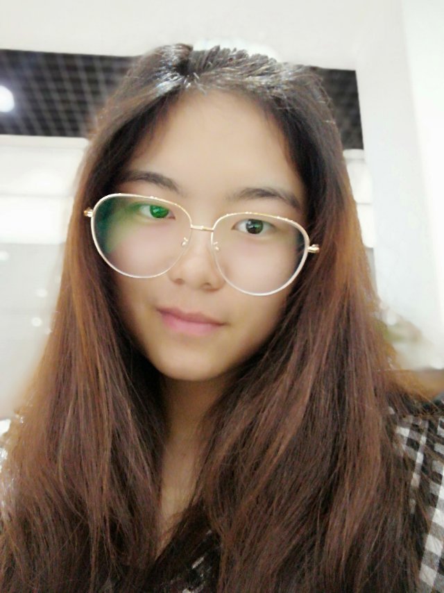 Junor的照片
