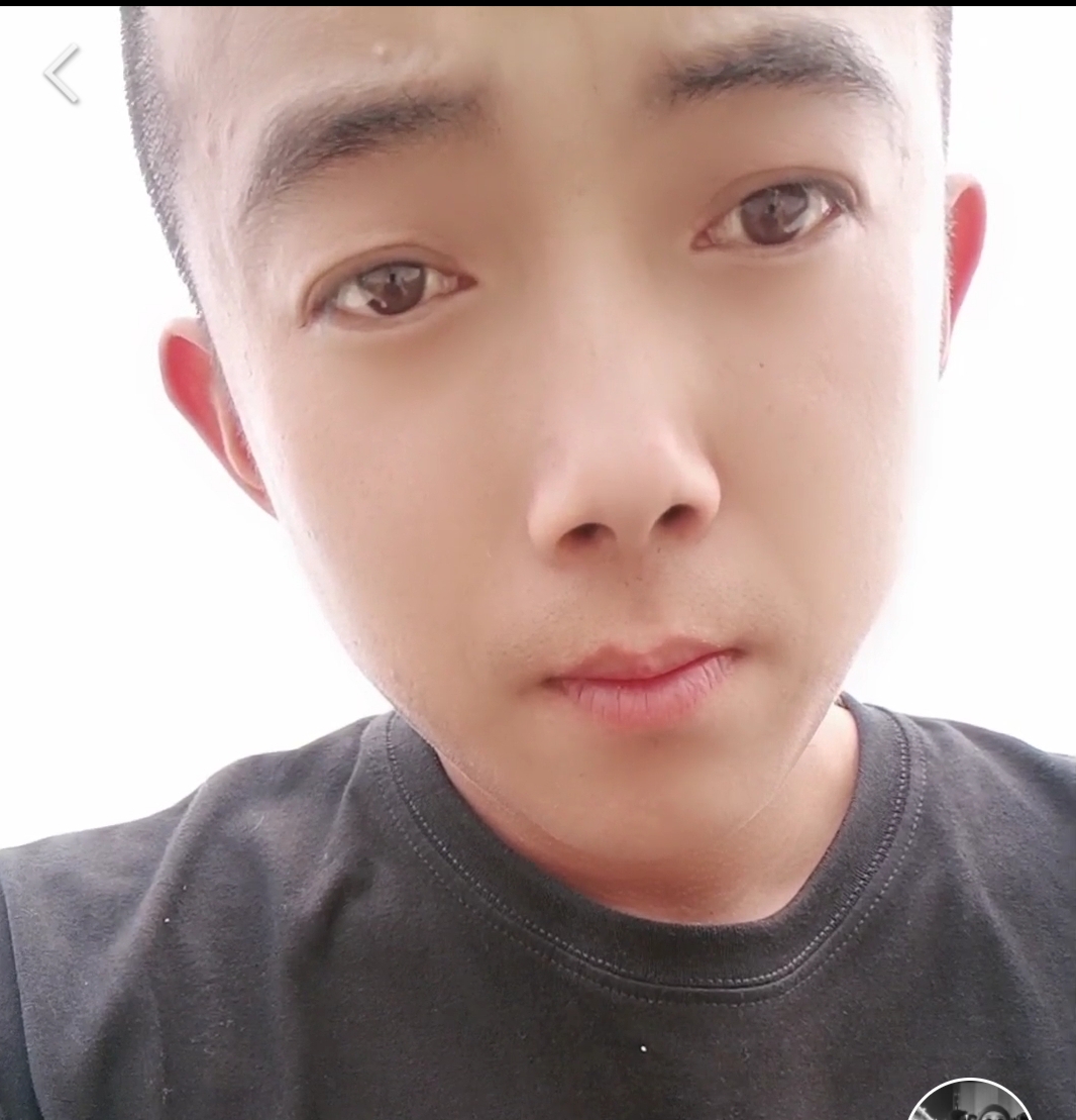 缺人的照片