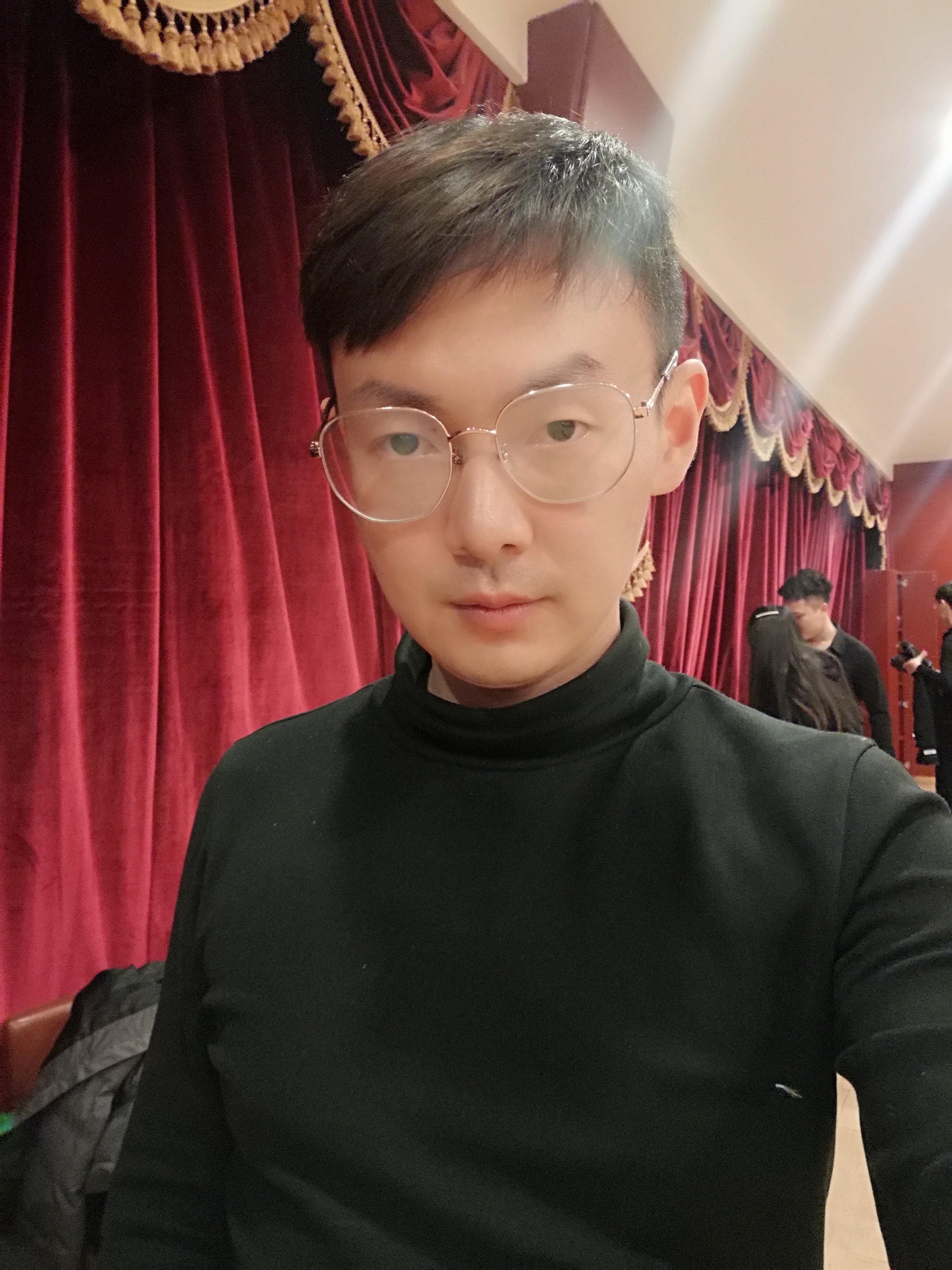 炒炒各的照片
