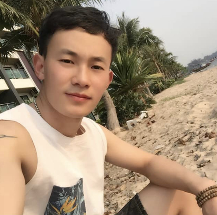 七卷经书的照片