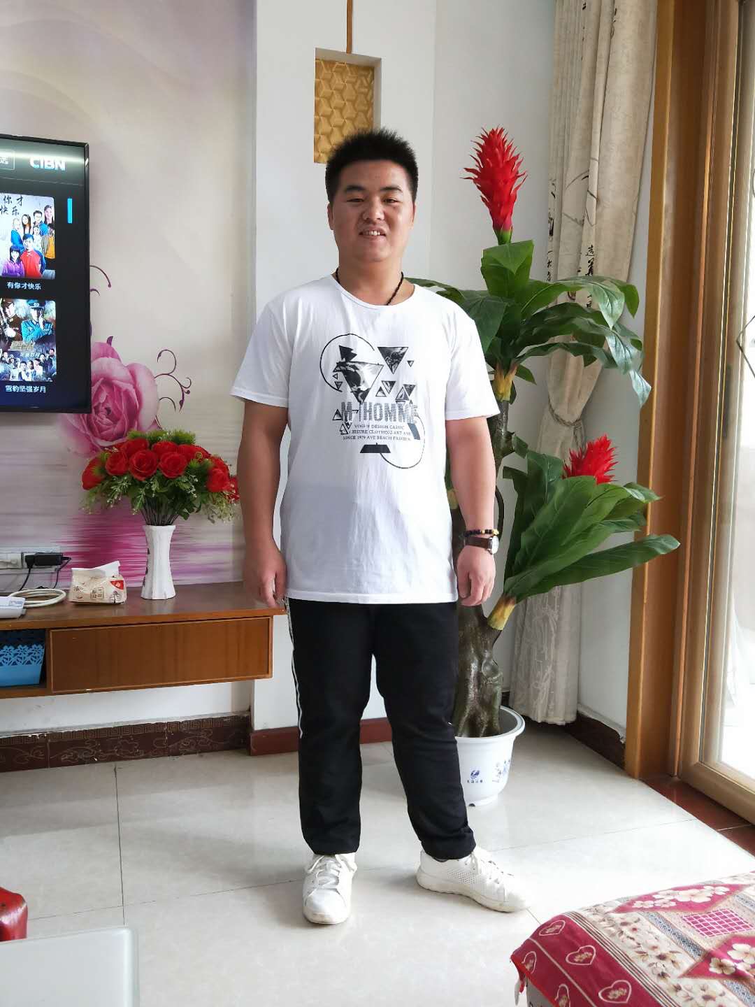 孤独的狼男士的照片