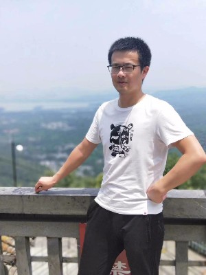 靠，自己的照片