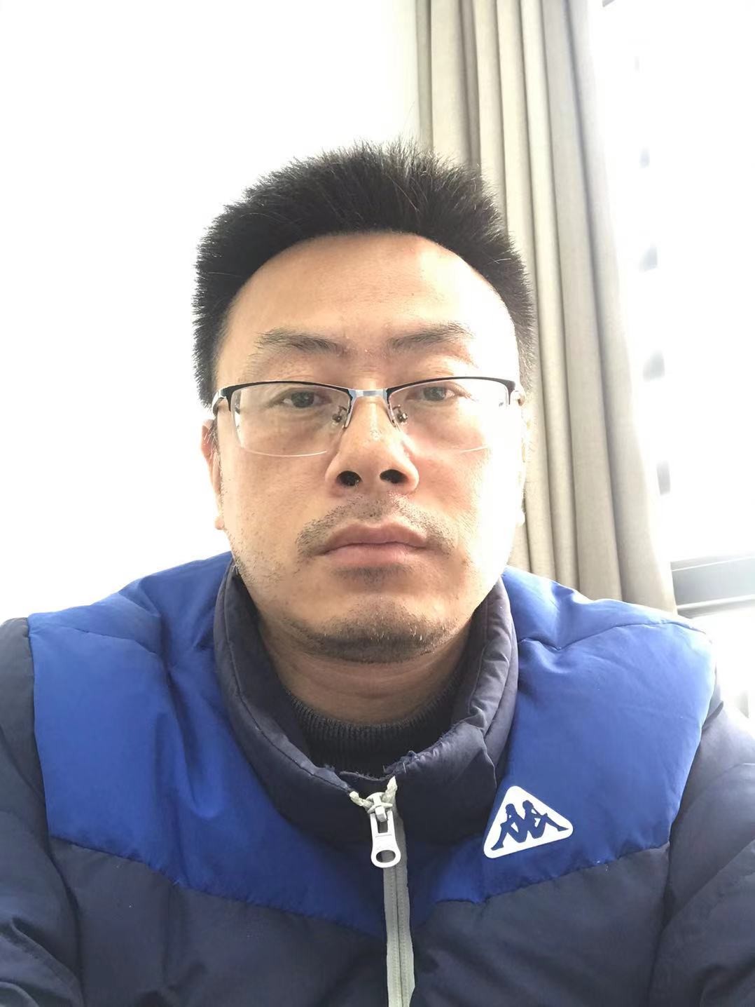 睿婕爸爸的照片