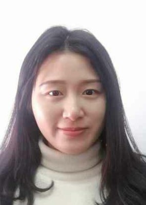 田伊的照片
