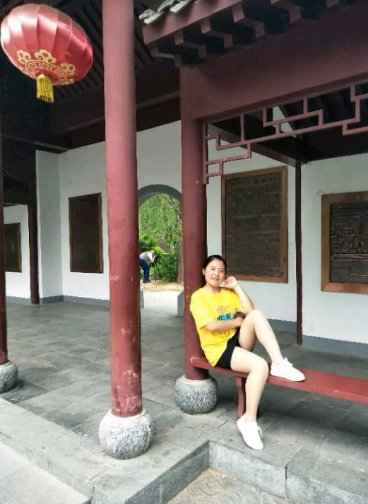 坦诚相约的照片