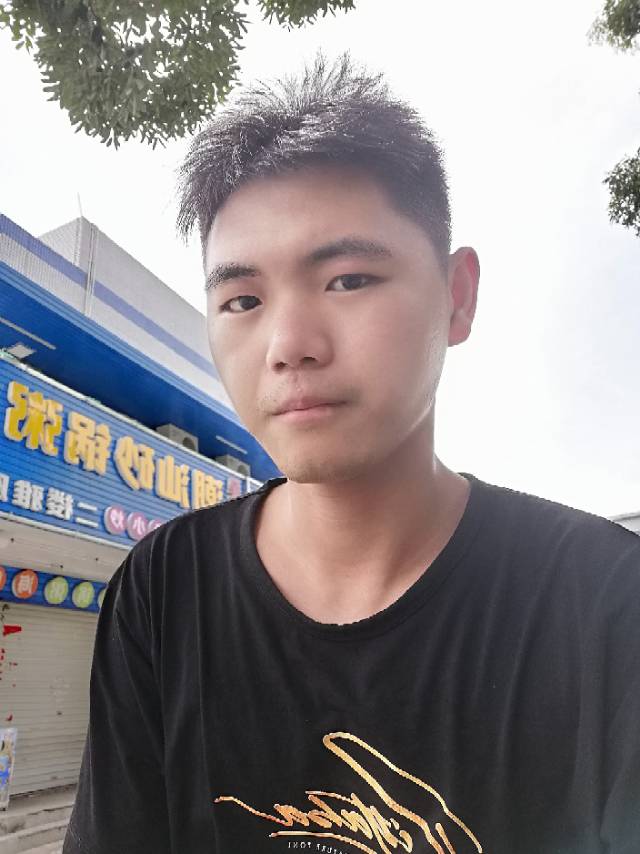 深圳母胎单身solo的照片