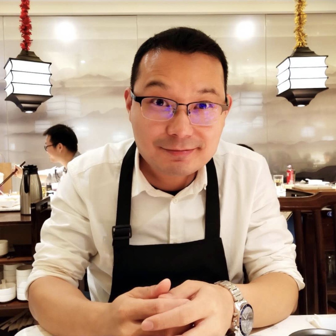 金黄的落叶的照片