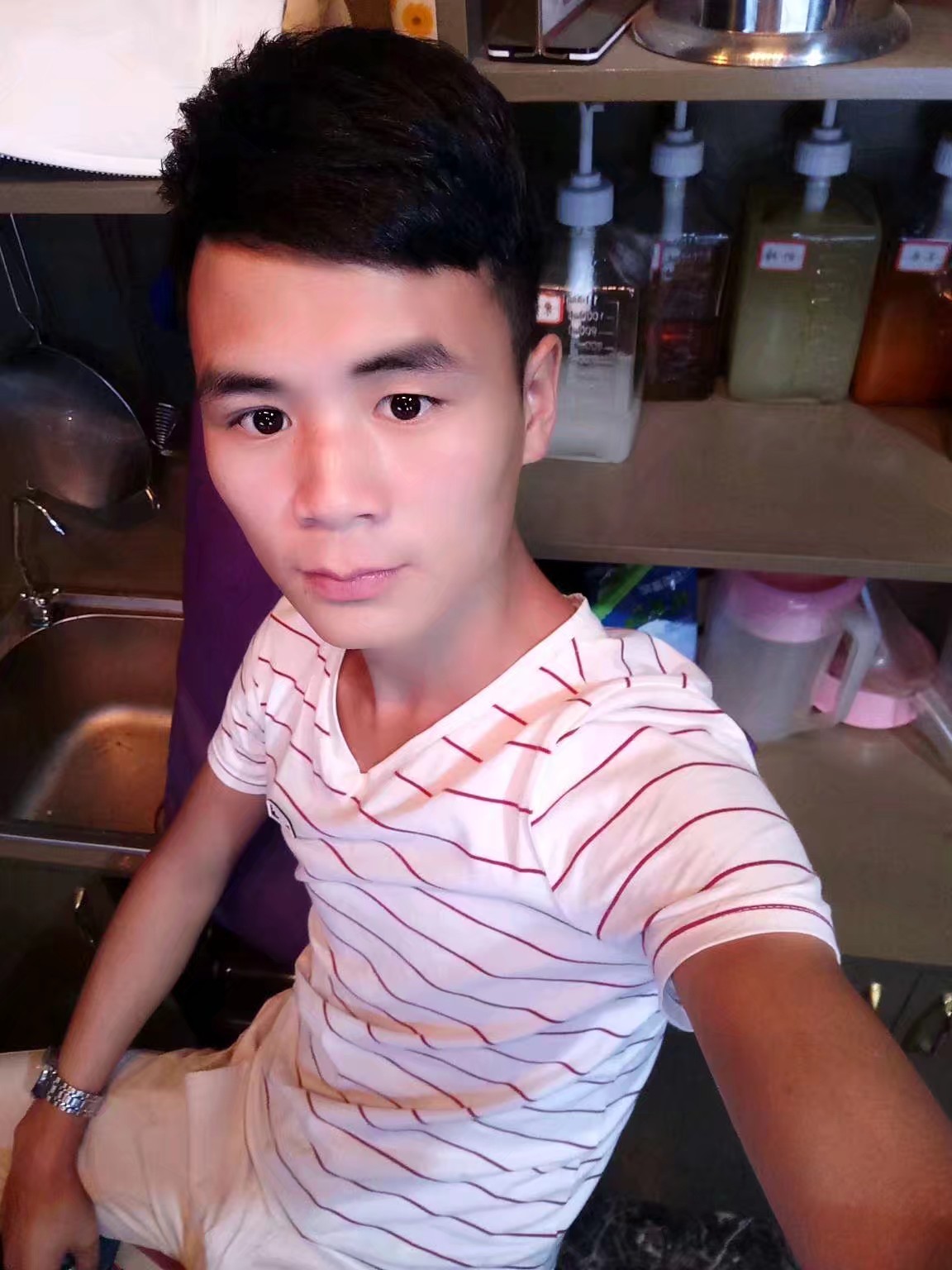 小小年纪。。。的照片
