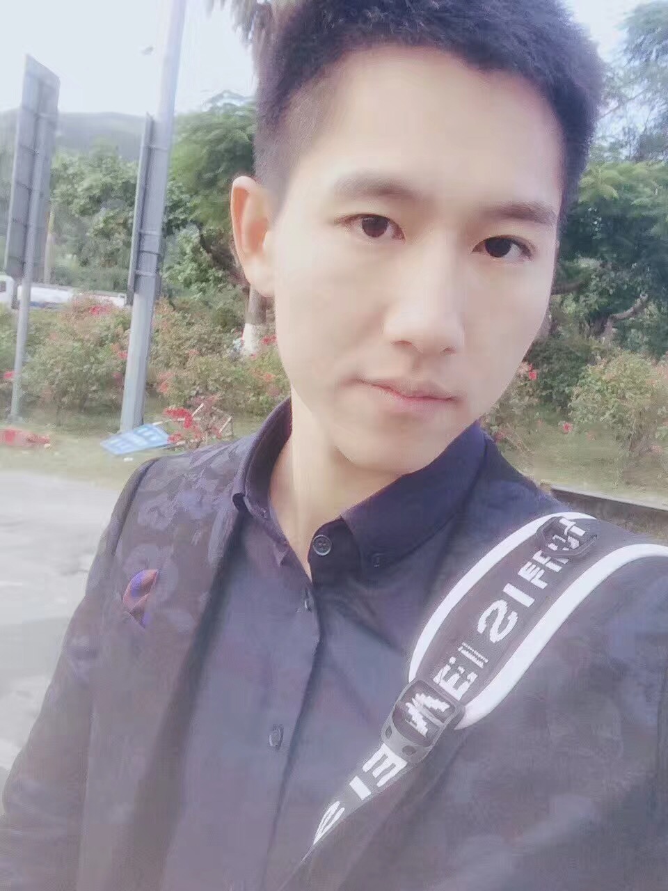 难在遇的照片