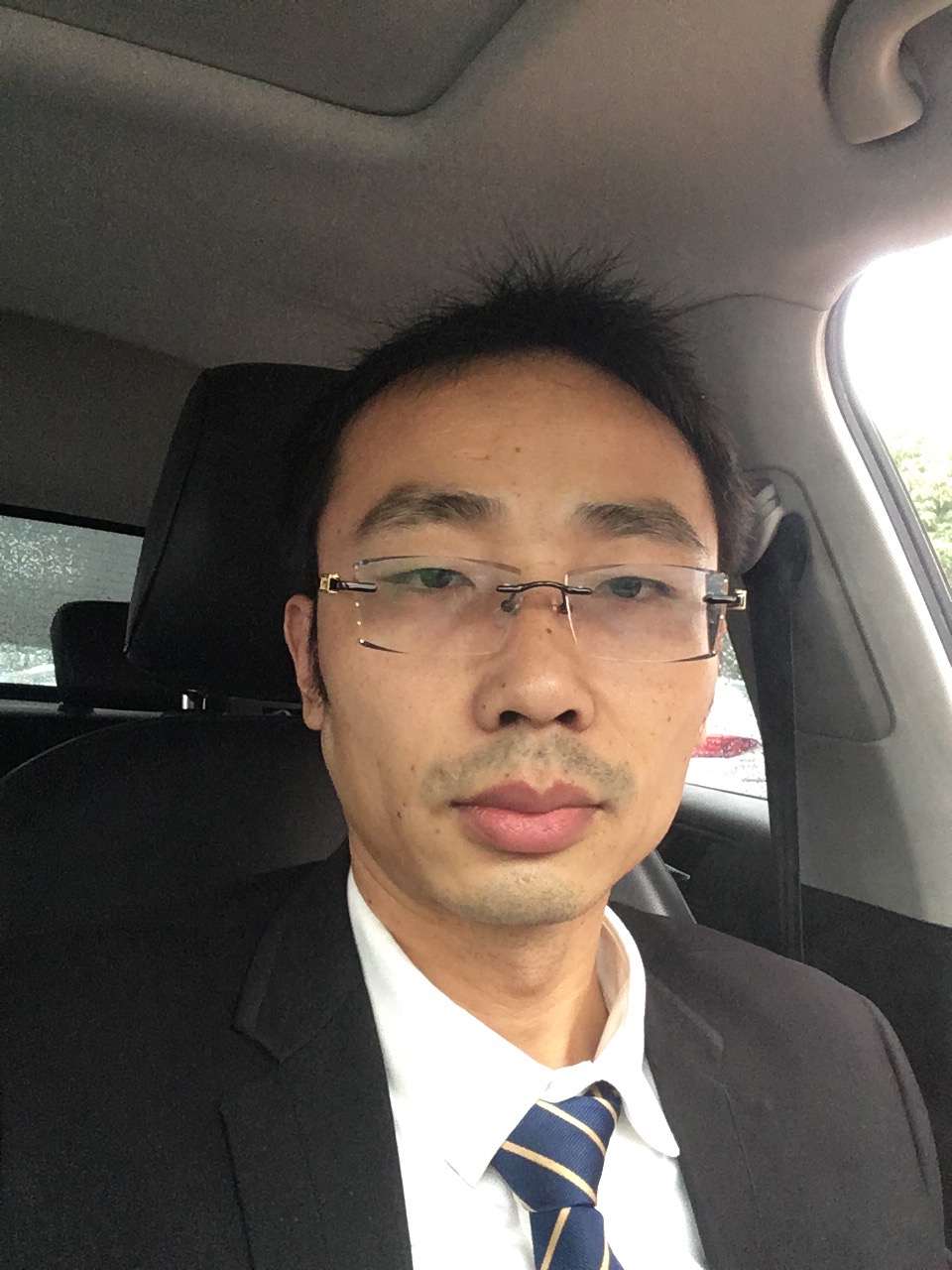 小狼崽的照片