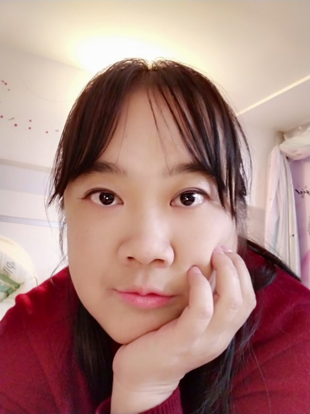 芳菲飞飞的照片