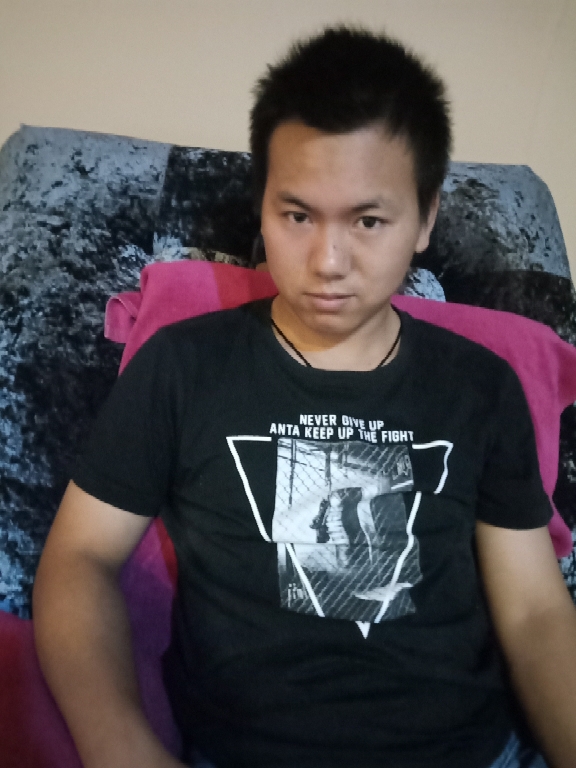 独行者自陶醉的照片