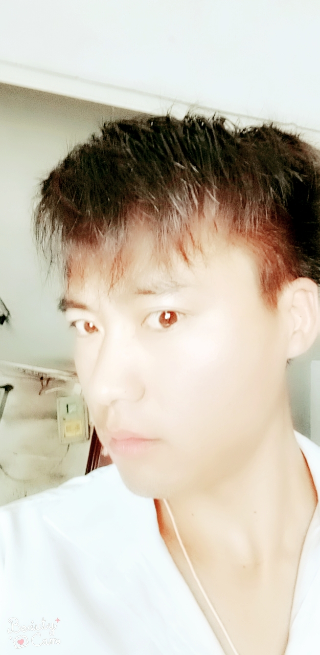 勇敢坚强的照片