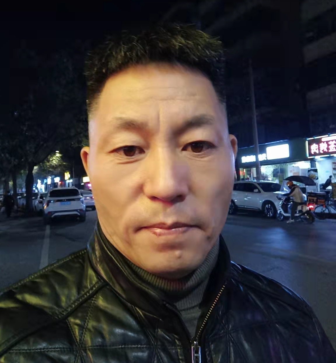 海宏天的照片